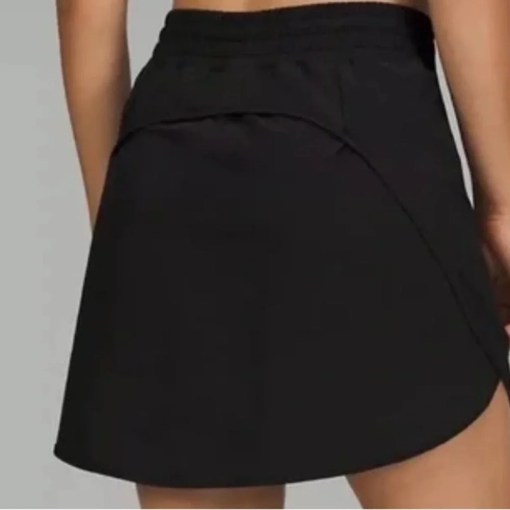 Lululemon Hottie Hot Tennis skirt